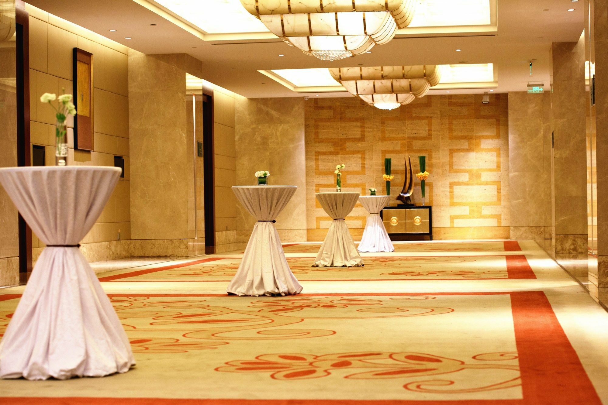 Отель Sofitel Нинбо Экстерьер фото